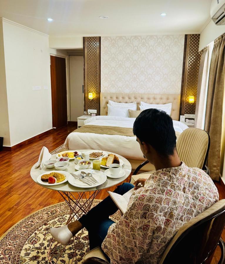 Hotel Amayra Jaipur Ngoại thất bức ảnh